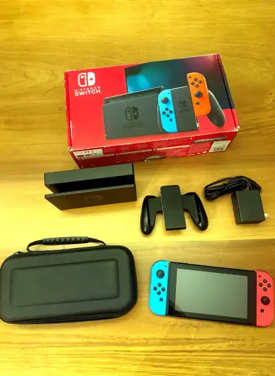 Consola Nintendo Switch con Joy-Con Azul y Rojo - miniatura 1