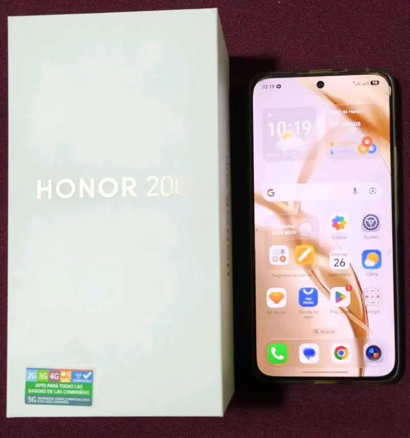 Smartphone Honor 200 con caja y cargador - 1