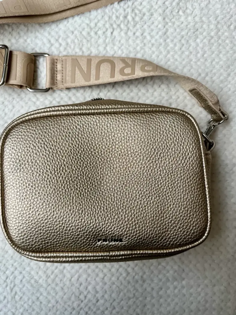 Cartera cruzada dorada Prune con correa ajustable - 2