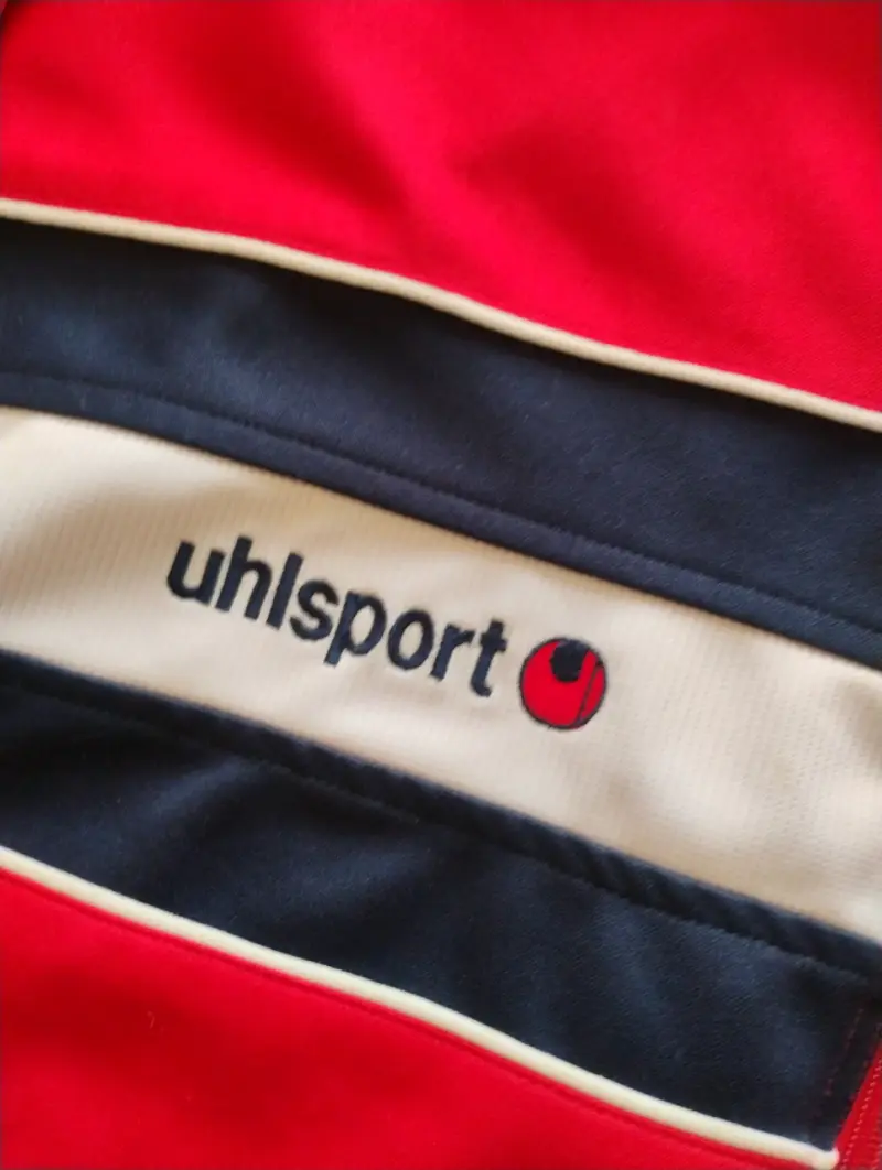 Chaqueta deportiva Uhlsport roja y azul - 3