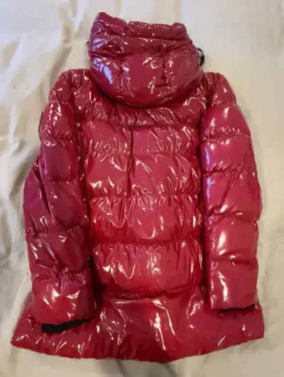 Chaqueta acolchada roja DKNY para mujer - miniatura 2