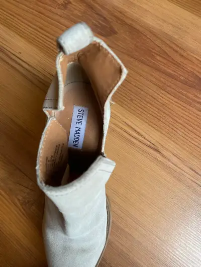 Botines de cuero beige con tacón alto - miniatura 3