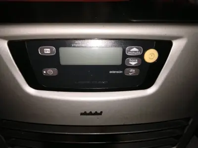 Calefactor láser Toyotomi con temporizador - miniatura 1