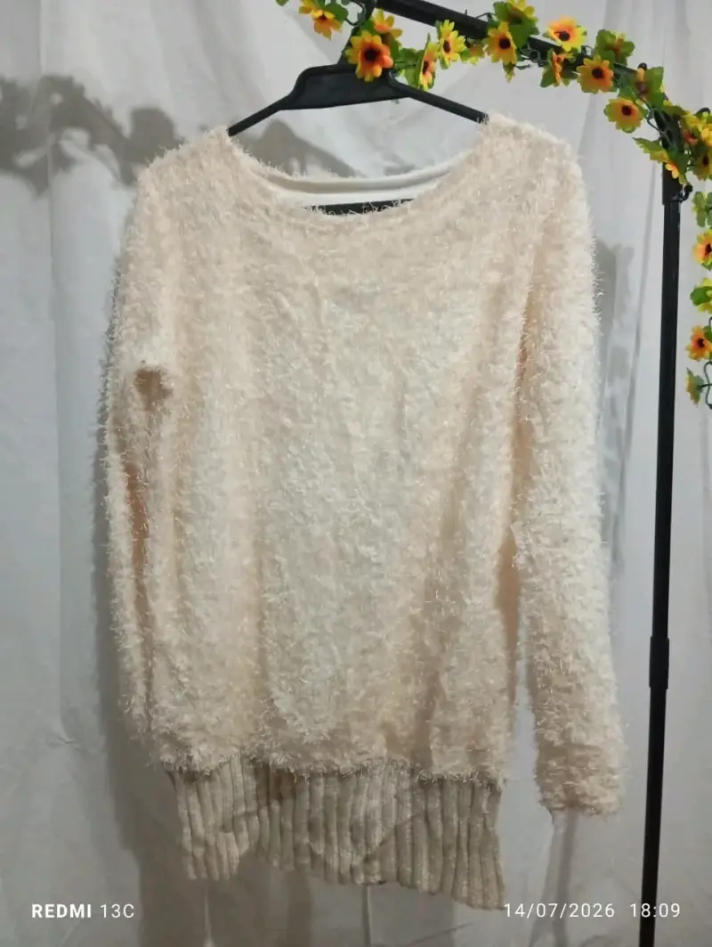 Conjunto de sweaters para mujer en varios estilos - 3