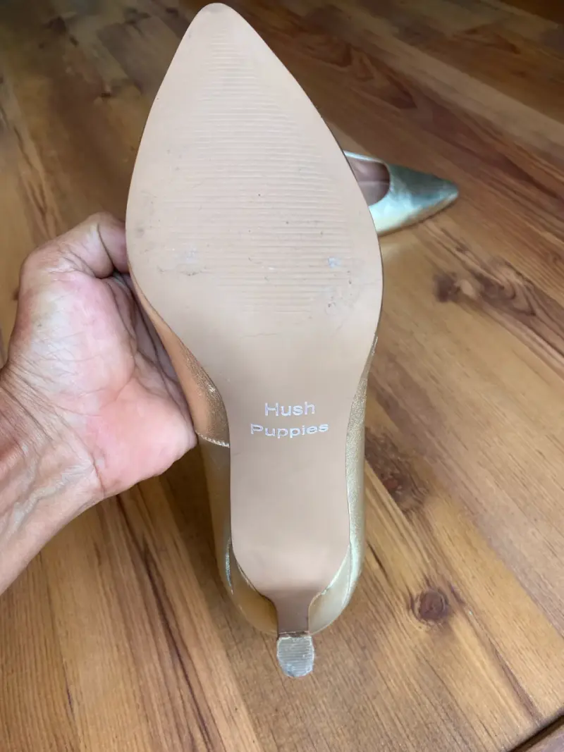 Zapatos de tacón dorados elegantes para mujer - 2