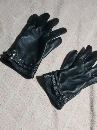 Guantes de cuero negro con detalles metálicos Humana - miniatura 1