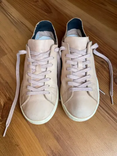 Zapatillas de cuero beige casuales para hombre - miniatura 2