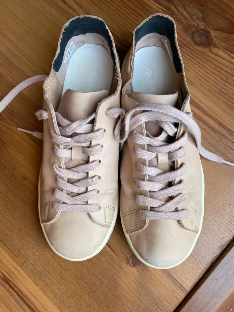 Zapatillas de cuero beige casuales para hombre - 5