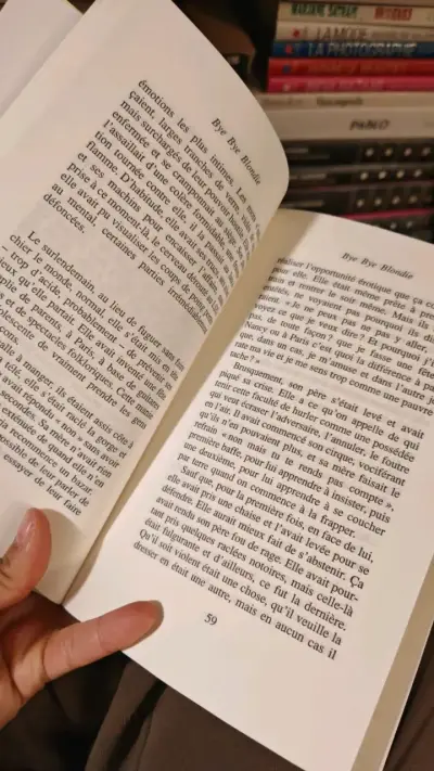 Libro 'Bye Bye Blondie' de Virginie Despentes - miniatura 2