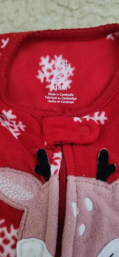 Enterito de bebé rojo con diseño de reno - miniatura 3