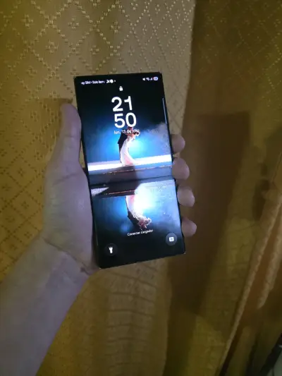Samsung Galaxy S23 Ultra 512 GB en buen estado - miniatura 3