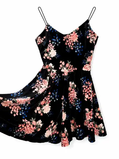 Enterito floral de terciopelo Talla 34(da para 36) - miniatura 2