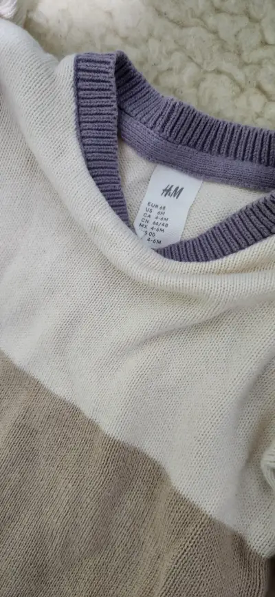Suéter de bebé H&M beige y lila - miniatura 2