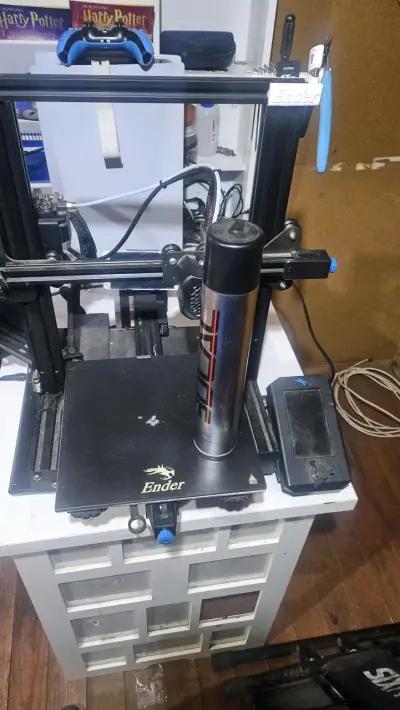 Impresora 3D Ender v2 mas spray 3dlac nueva - miniatura 1