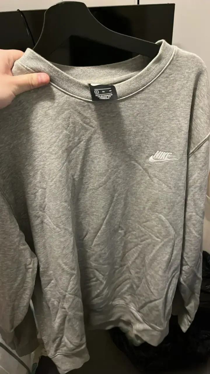 Polerón gris Nike talla XL