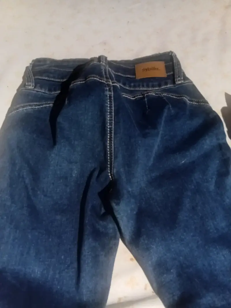 Jeans azul oscuro para mujer en buen estado - 3