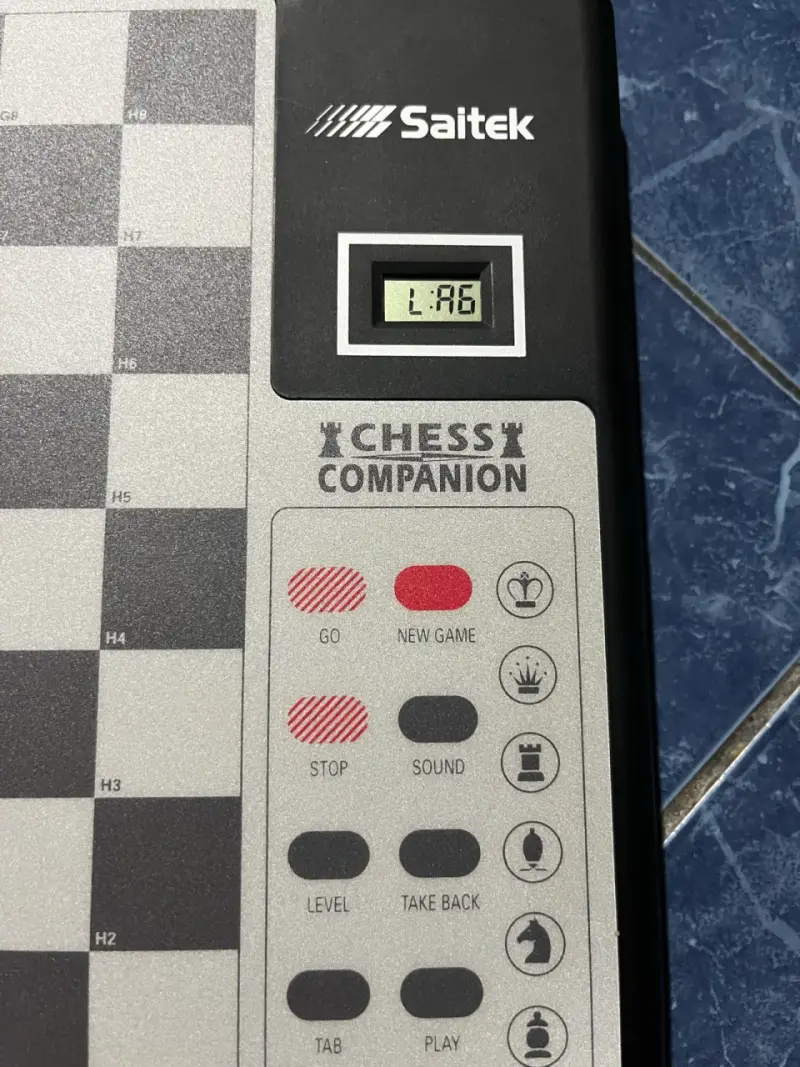 Tablero de Ajedrez Electrónico Saitek Chess Compan - 4