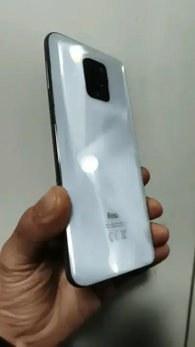 Smartphone Android en buen estado - miniatura 3