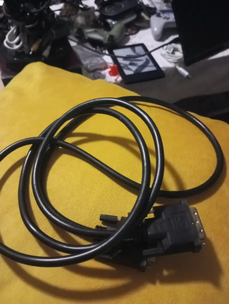 Cable DVI a DVI para conexión de video - 2