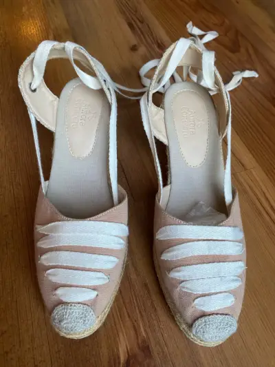 Alpargatas de cuña con cintas beige - miniatura 5