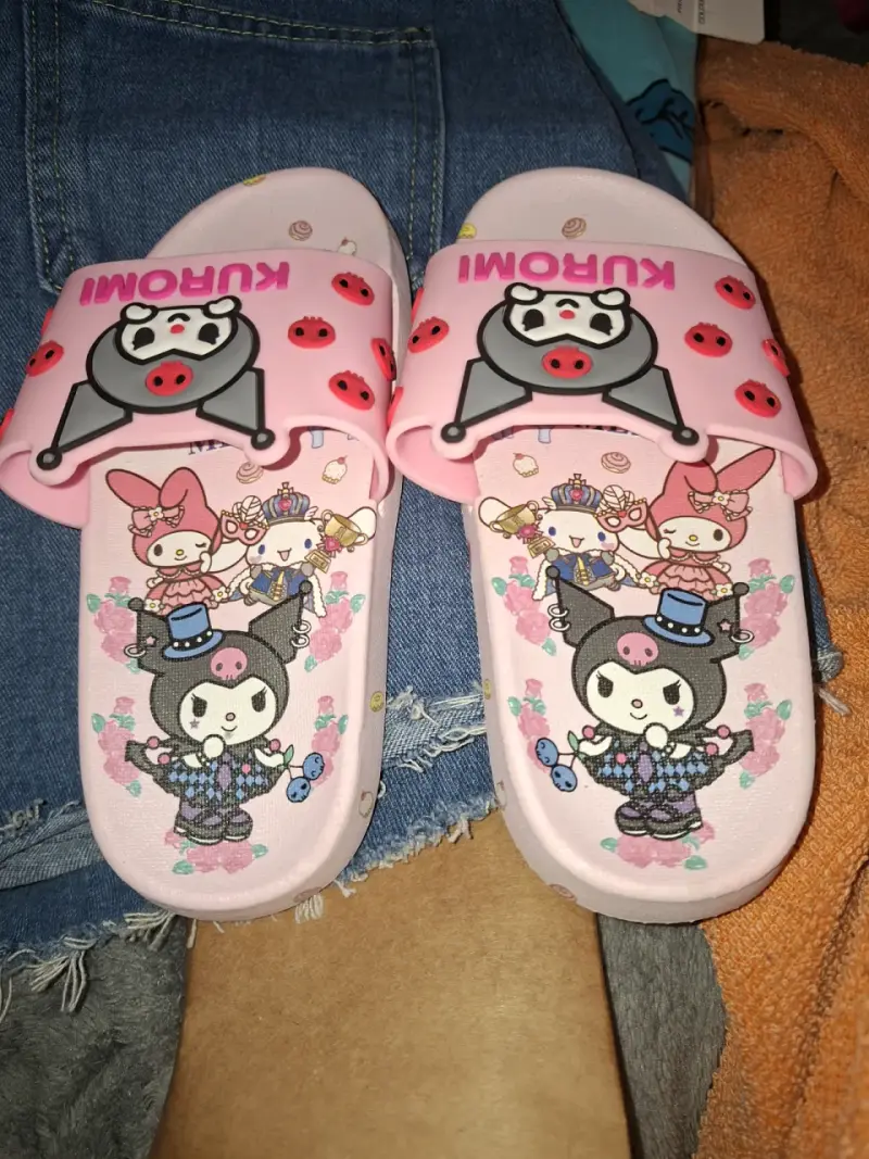 Sandalias Kuromi para niños con diseño divertido - 3