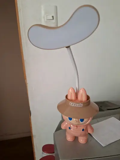 Lámpara LED decorativa con diseño de oso - miniatura 5