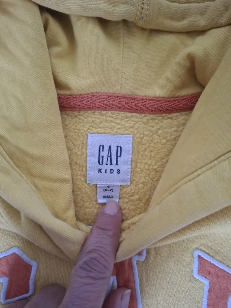 Polerón amarillo para niños GAP Kids - 2