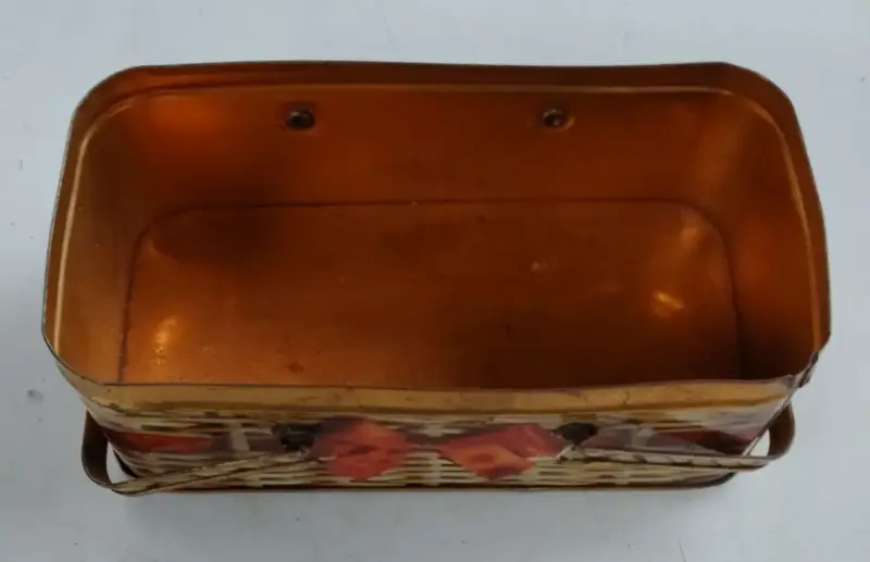 Caja metálica vintage con diseño floral - 6