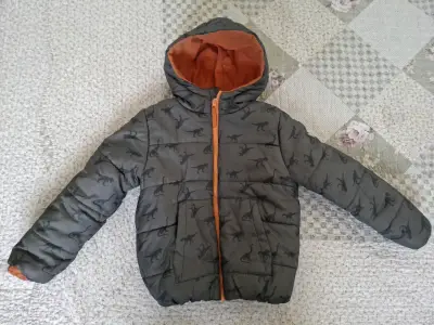 Parka  de niño con capucha y diseño de dinosaurio - miniatura 1