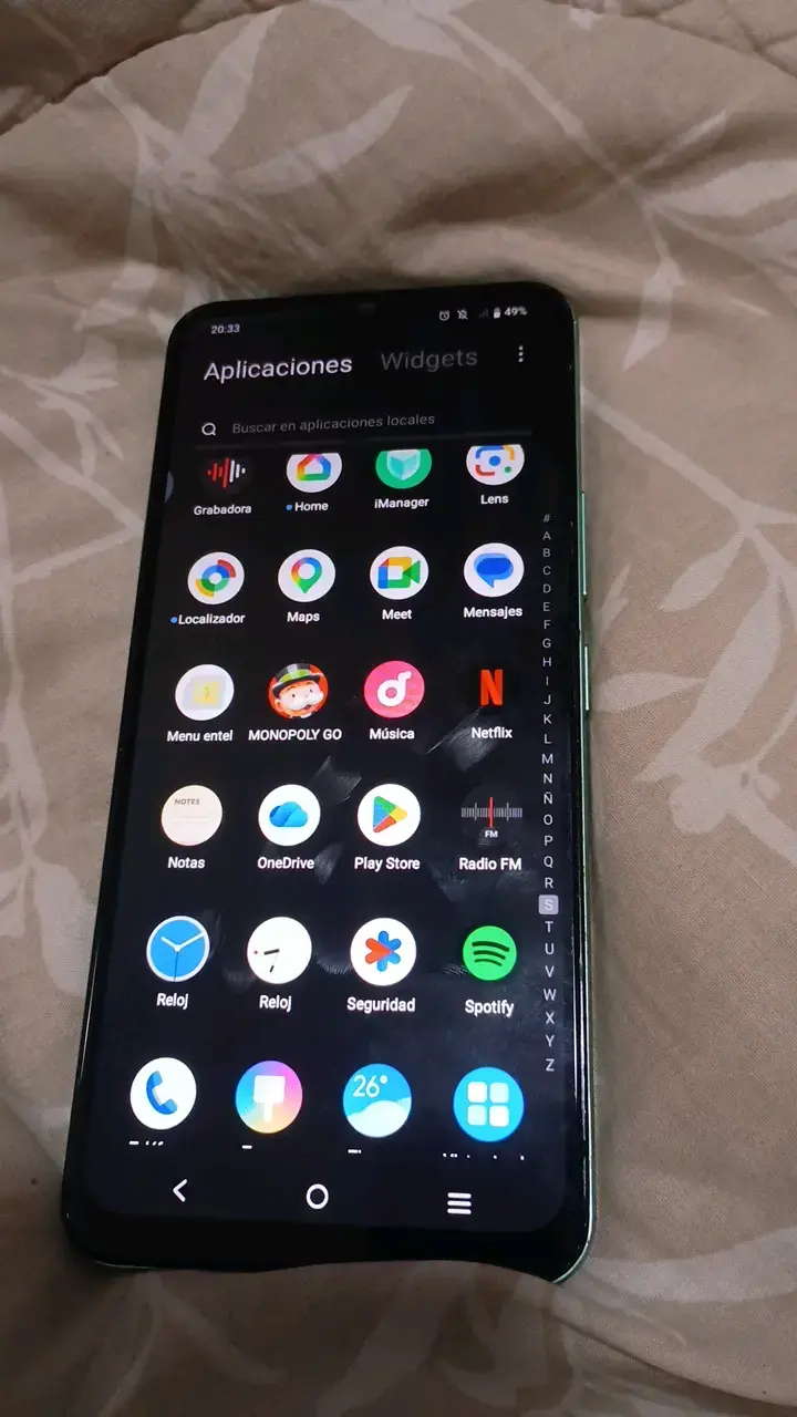 Smartphone Vivo color verde menta - 4