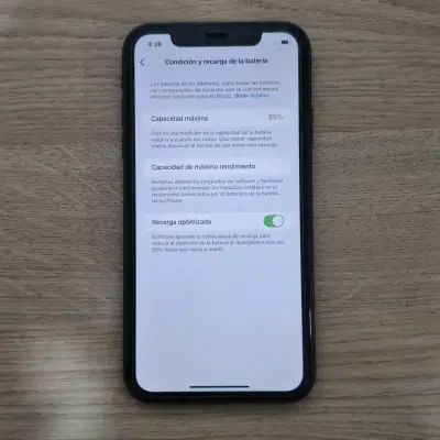 iPhone 11 64GB y 85% de bateria - miniatura 3