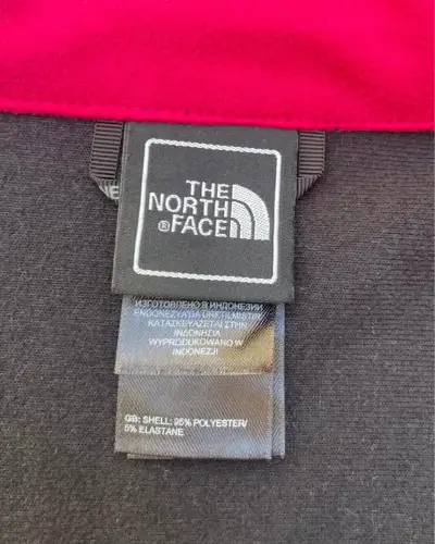 Chaqueta The North Face negra con detalles rosados - miniatura 5