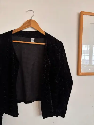 Chaqueta de terciopelo negra Angela Marinne - miniatura 4