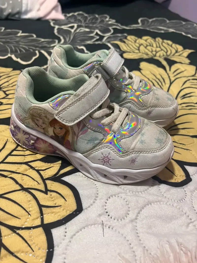 Zapatillas infantiles Frozen con luces - 3