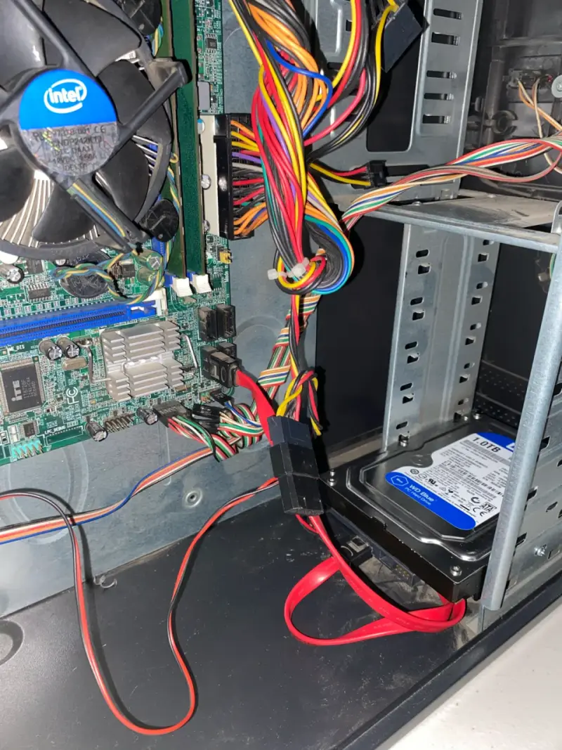 Computador de Escritorio con i7 - 4