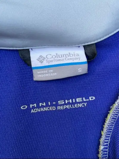 Chaqueta deportiva Columbia azul y blanca - miniatura 3