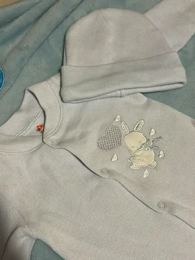 Enterito y gorro bebé 100% algodón - miniatura 2