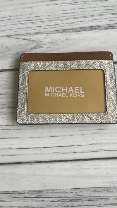 Tarjetero Michael Kors bicolor elegante - miniatura 4