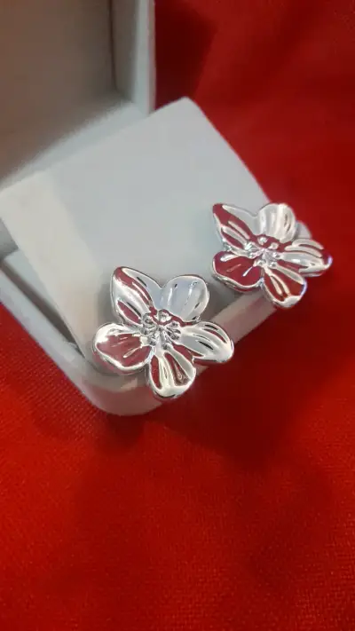 Aros de baño plata en forma de flor - miniatura 5