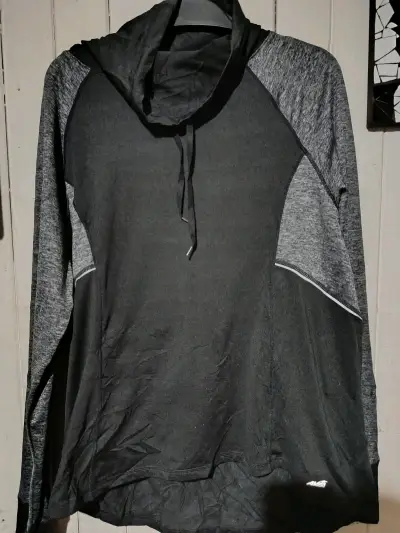 Polerón deportivo negro Avia - miniatura 1