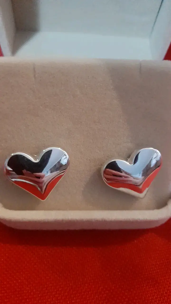 Aros de corazón en baño brillantes - 3