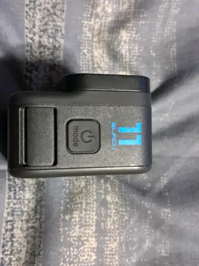 Cámara de acción GoPro Hero 11 Black con accesorios - miniatura 3