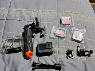 Cámara de acción GoPro Hero 11 Black con accesorios - miniatura 4