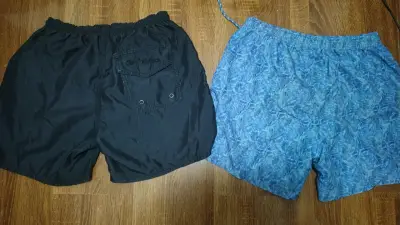 Pack de dos shorts de baño para hombre - miniatura 2