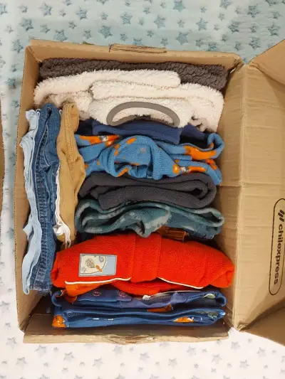 Lote de ropa de bebé talla 18 meses - miniatura 1