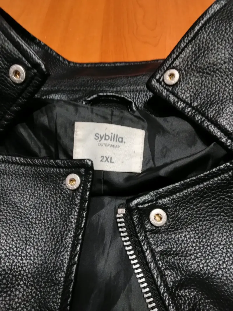 Chaqueta cuerina negra Sybilla 2XL - 3