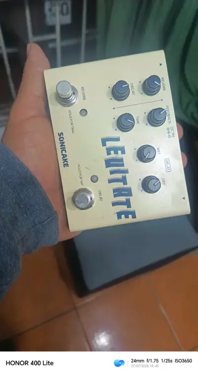 Pedal de efectos Sonicake Levitate para guitarra - miniatura 1