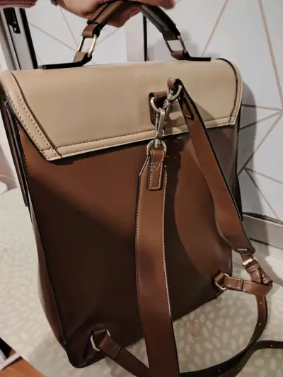 Mochila de cuero marrón y beige Ecosusi - miniatura 2