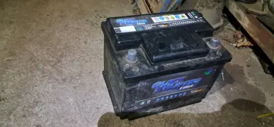 Batería de auto Quick Starter Edge usada - miniatura 1