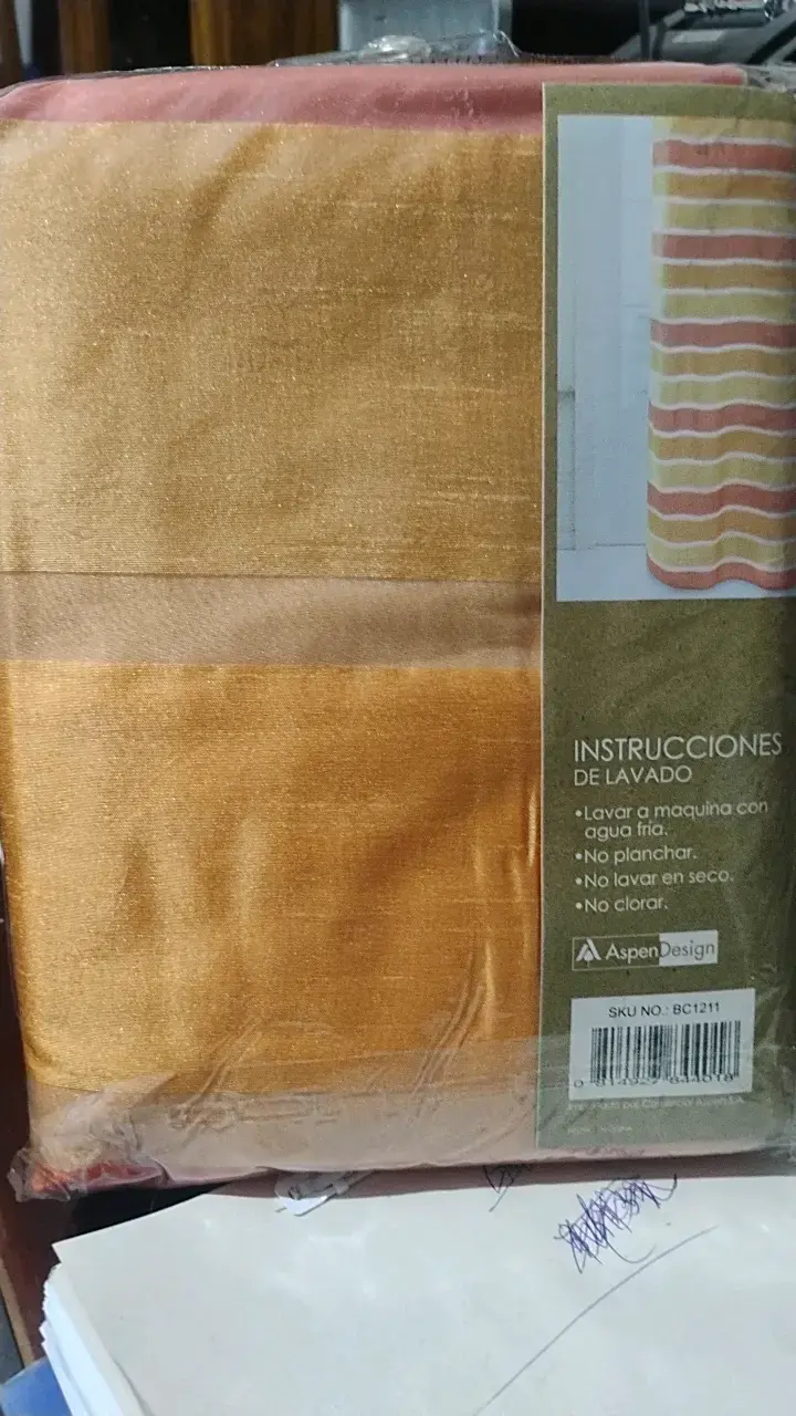 Cortina de baño poliéster con forro PVC 180x180 cm - 2